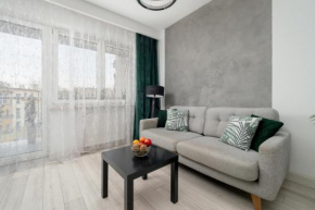 Legionów Elegant Apartment with Home office, Balcony & Parking Łódź by Noclegi Renters